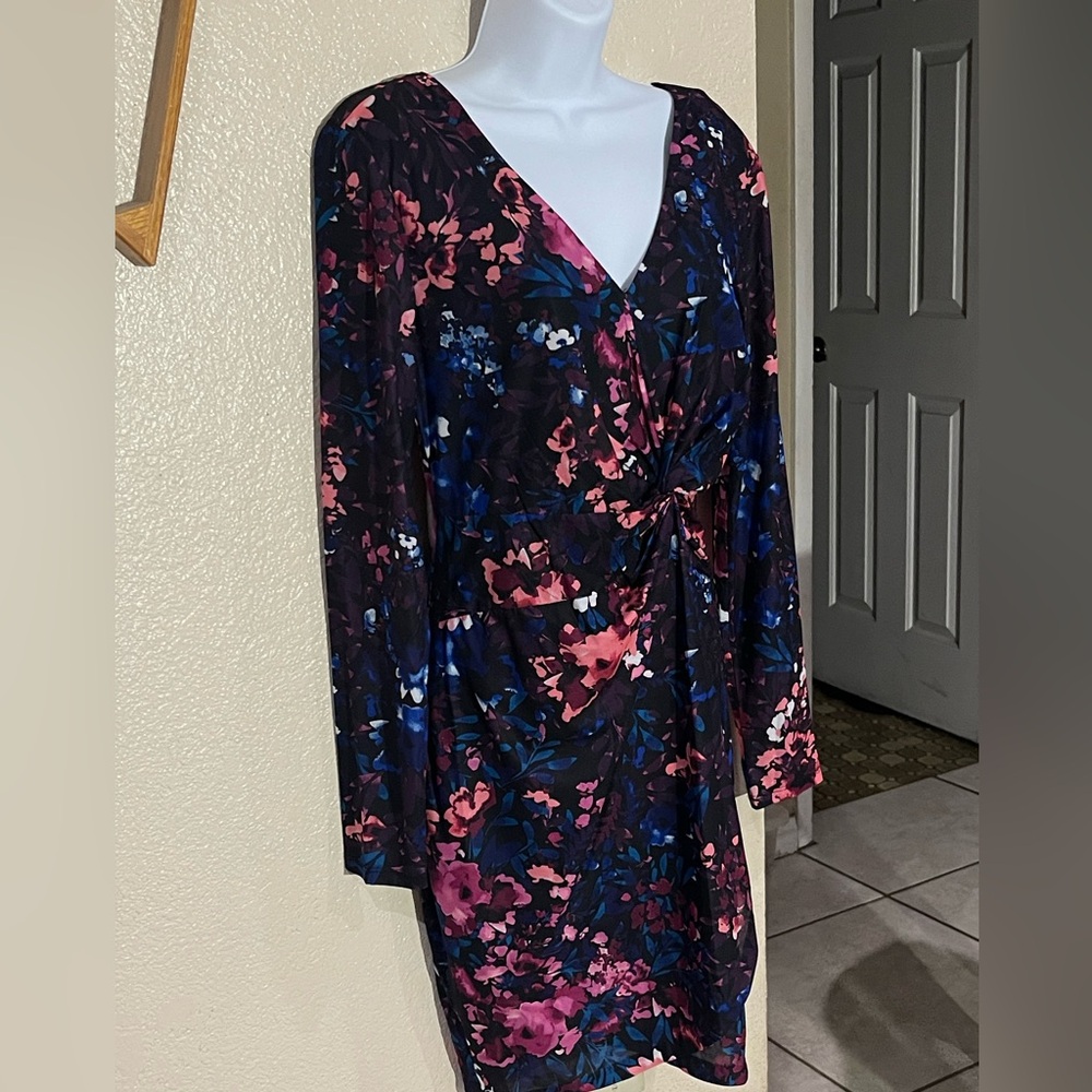 Guess Multicolor Floral Long Sleeve Dress